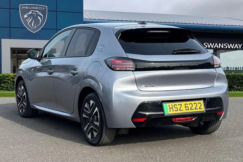 Used Peugeot e-208 Style 100 kW (136 HP) 2024 Grey Hatchback