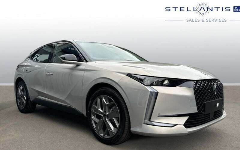 New 2025 DS Automobiles DS4 Hatchback | £24,995 - Image 1/4