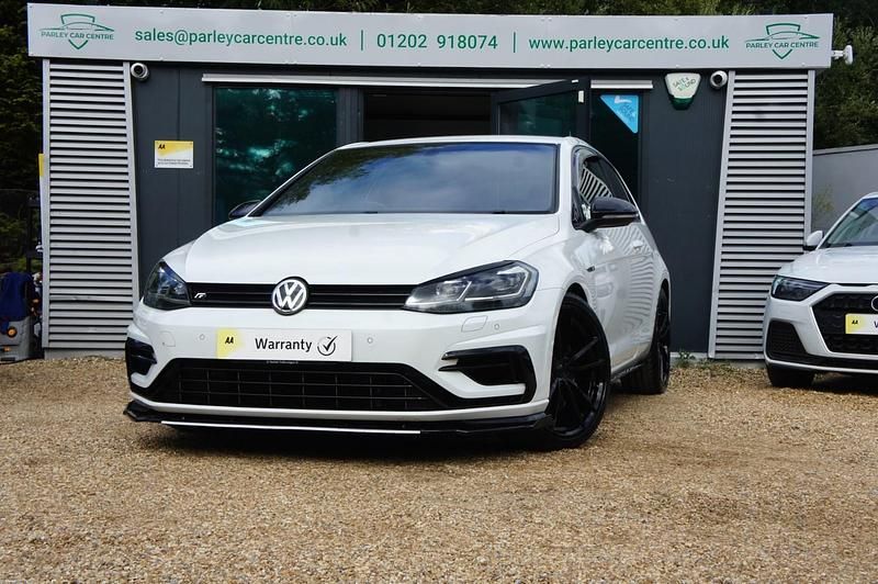 White Used 2018 VW Golf VII R Hatchback | £13,695 (Good price) - Image 1/4