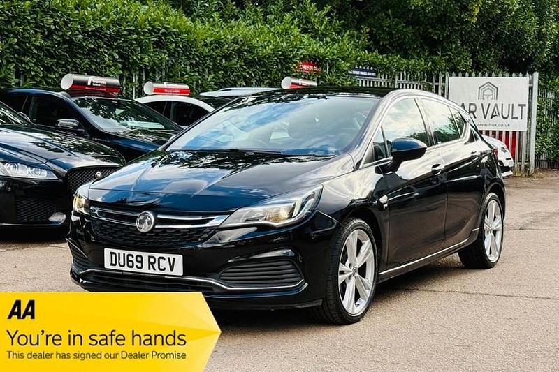 Black Used 2019 Vauxhall Astra SRi Hatchback | £7,794 (Good price) - Image 1/1