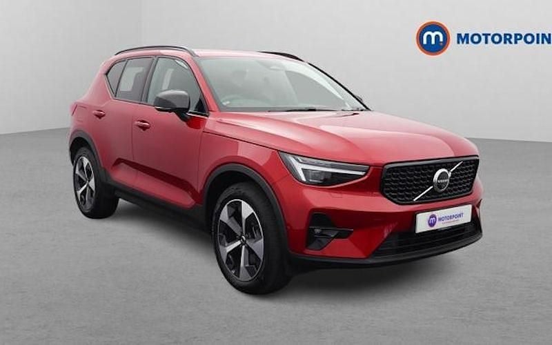 Begagnad Volvo XC40 Ultimate 163 HK (119 kW) 2023 SUV