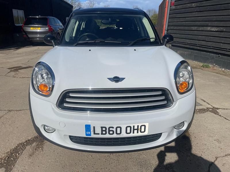 Used Mini Cooper D Countryman 112 HP (82 kW) 2011 White SUV