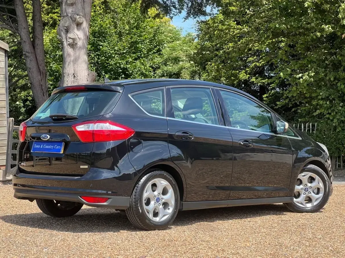 Used Ford C-MAX Zetec 125 HP (91 kW) 2015 Black MPV