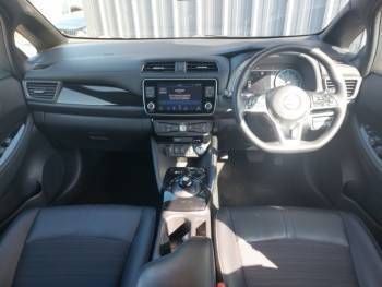 Image 3/4