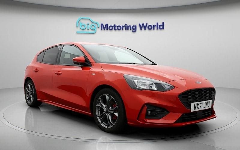 Used 2021 Ford Focus ST-Line Hatchback | £12,000 (Super price) - Image 1/4