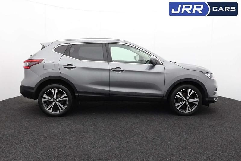 Used Nissan Qashqai N-Connecta 160 HP (117 kW) 2019 Grey SUV