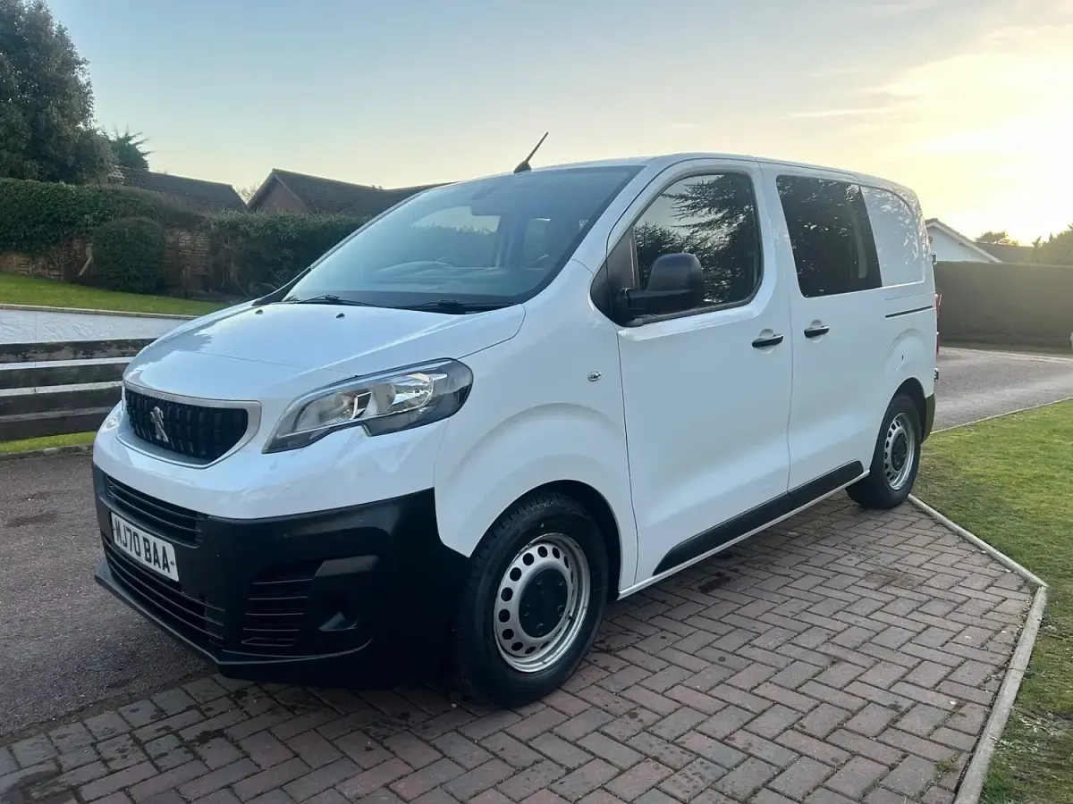 Gebraucht Peugeot Expert 2020 Weiß Van