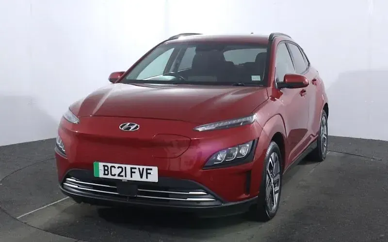 Used Hyundai Kona Premium 150 kW (204 HP) 2021 Red SUV