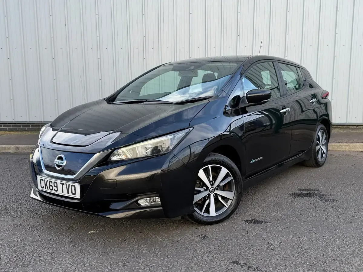 Used Nissan Leaf N-Connecta 110 kW (150 HP) 2019 Black Hatchback