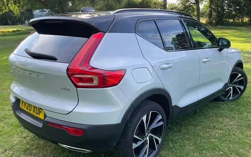 Used Volvo XC40 R-Design Pro 190 HP (139 kW) 2020 Silver SUV