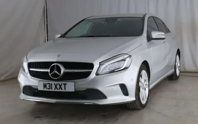 Used Mercedes A180 Premium 109 HP (80 kW) 2017 Silver Hatchback