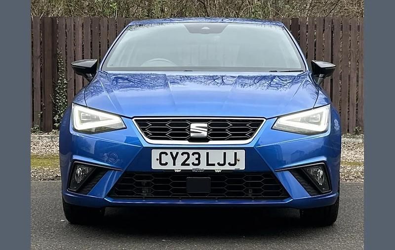 Used Seat Ibiza FR Sport 108 HP (79 kW) 2023 Blue Hatchback