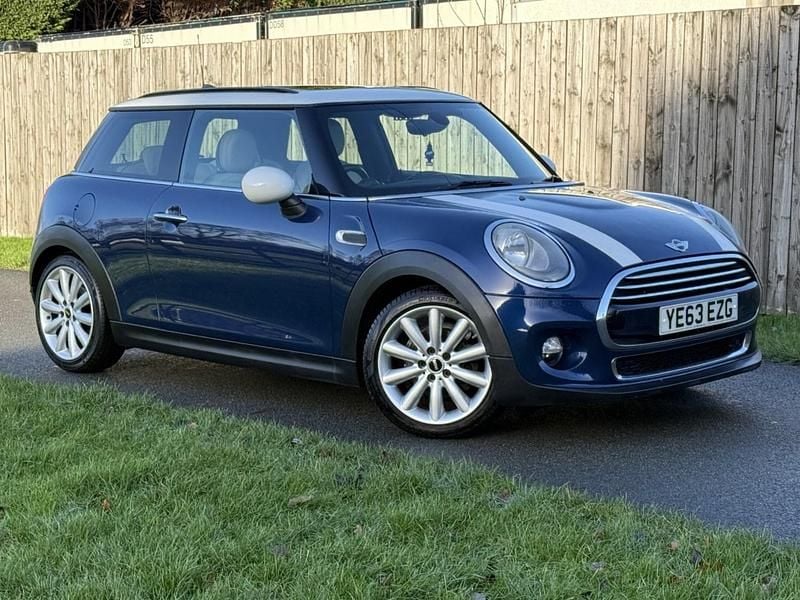 Blue Used 2014 Mini Cooper Hatch Hatchback | £6,490 (Good price) - Image 1/4