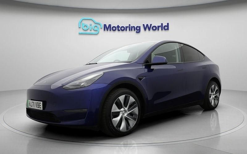 Used Tesla Model Y Long Range AWD 286 kW (389 HP) 2025 SUV