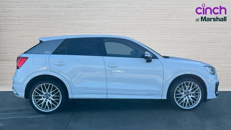 Used Audi SQ2 Design 300 HP (220 kW) 2019 White SUV