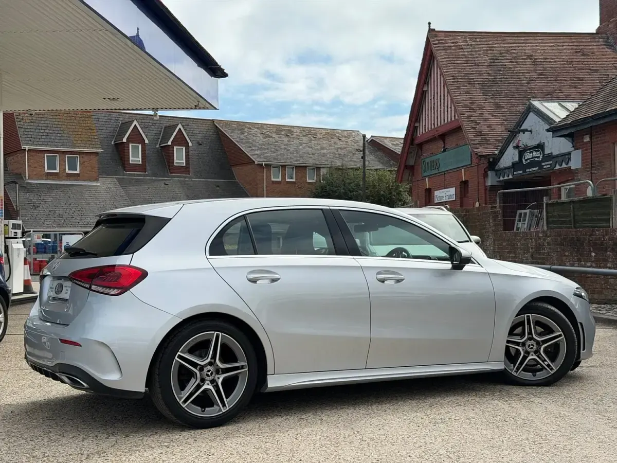 Used Mercedes A180 AMG line 116 HP (85 kW) 2018 Silver Hatchback