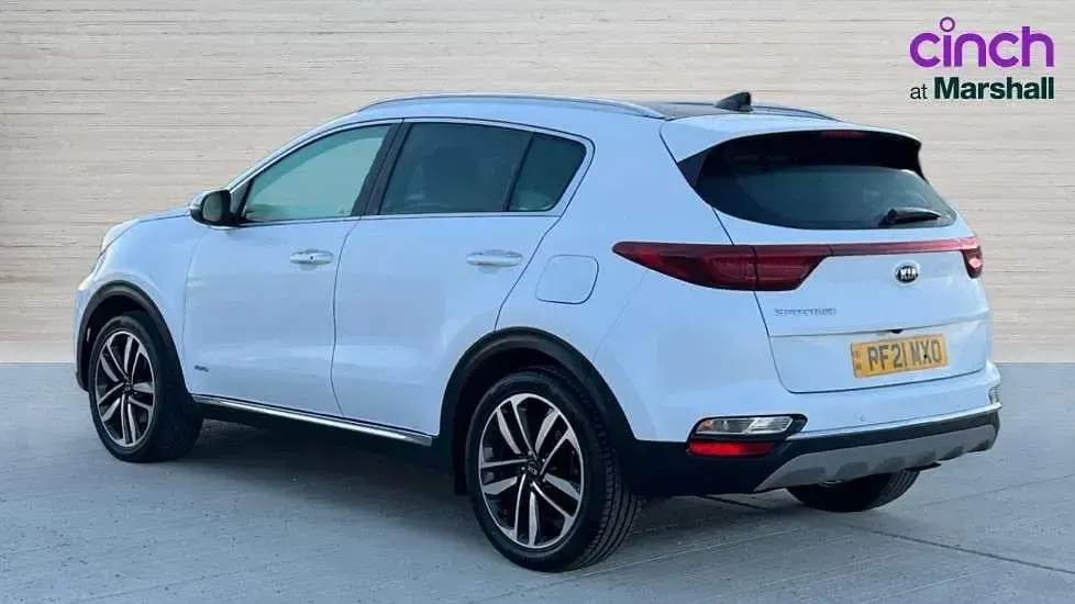 Used Kia Sportage 174 HP (127 kW) 2021 White SUV