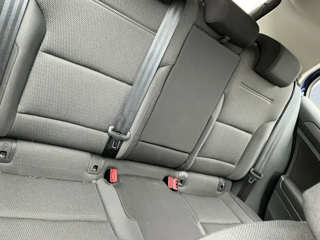 Begagnad VW e-Golf 99 kW (135 HK) 2019 Blå Halvkombi