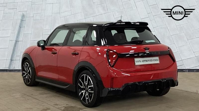 Ny Mini Cooper S Hatch 201 HK (147 kW) 2025 Röd Halvkombi