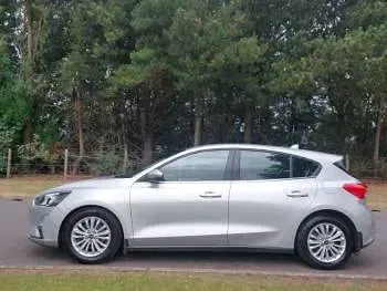 Used Ford Focus Titanium 150 HP (110 kW) 2020 Silver Hatchback