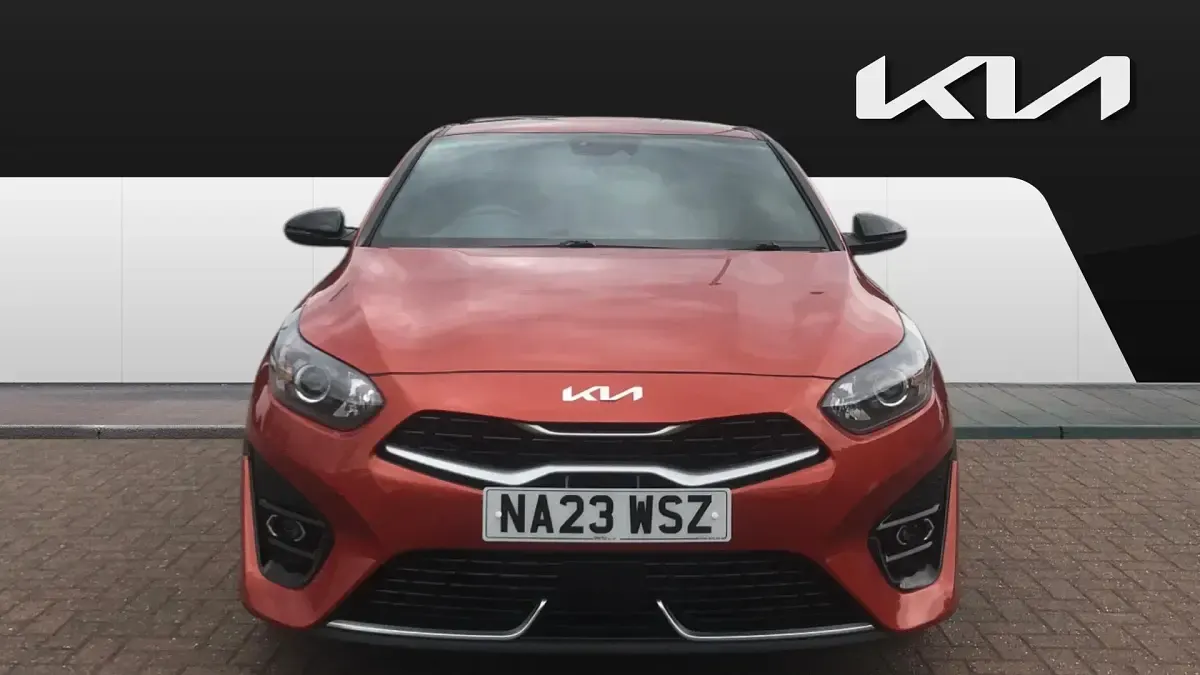 Used Kia ProCeed GT-Line 160 HP (117 kW) 2023 Orange Estate