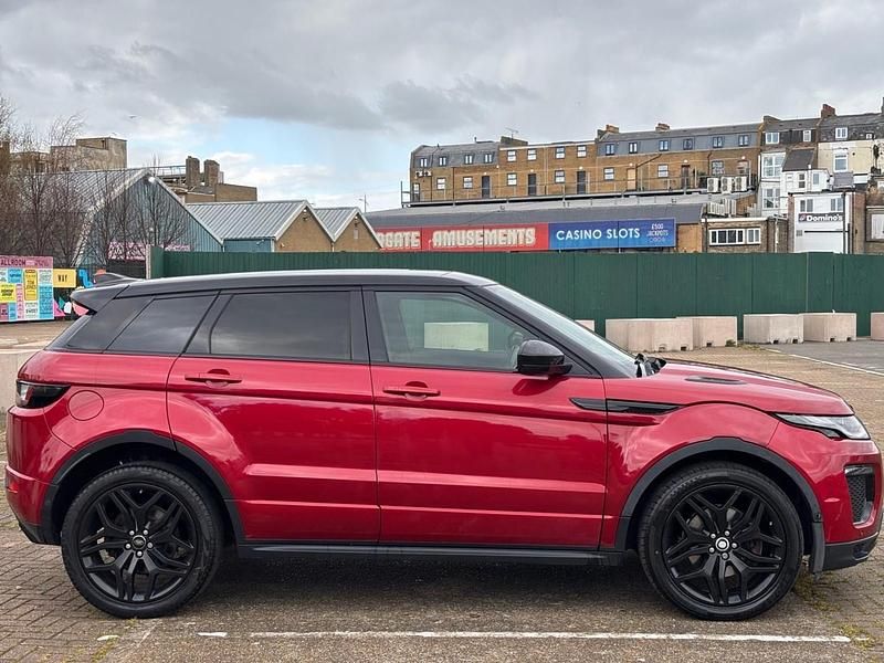 Used Land Rover Range Rover evoque HSE Dynamic 2017 Red Estate