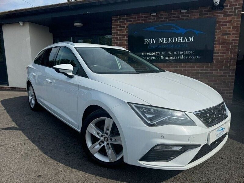 White Used 2020 Seat Leon FR Estate | £7,990 (Good price) - Image 1/3