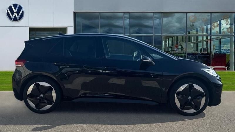 New VW ID.3 Pro 150 kW (204 HP) 2026 Grenadilla black metallic Hatchback