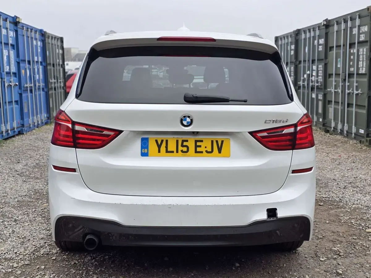 Used BMW 218 M Sport 150 HP (110 kW) 2015 White Estate