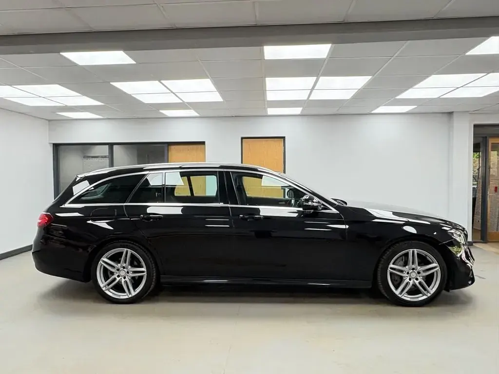 Used Mercedes E220 AMG line 194 HP (142 kW) 2017 Black Estate
