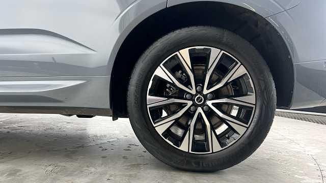 Usado Volvo XC60 Plus 194 HP (142 kW) 2023 SUV