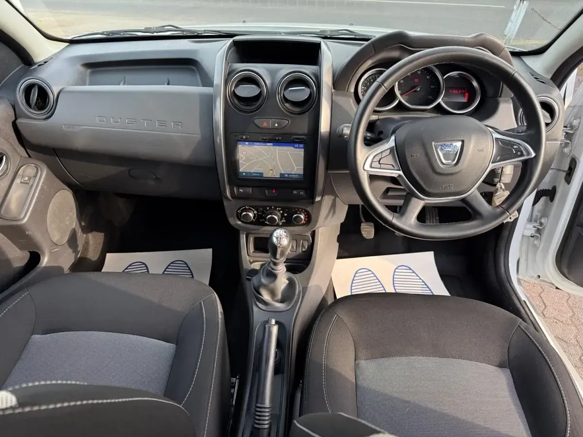 Used Dacia Duster Prestige 125 HP (91 kW) 2018 White SUV