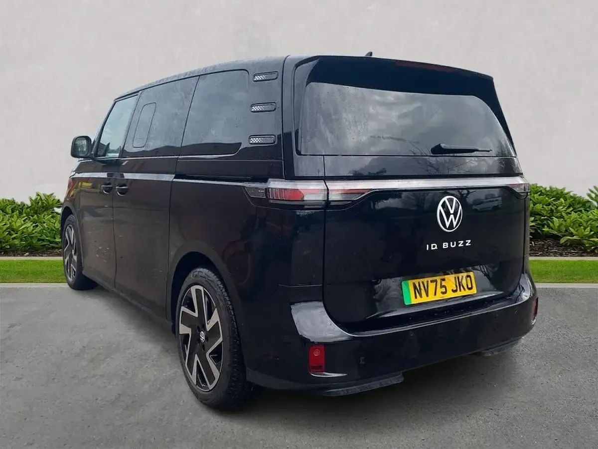 Used VW ID. Buzz Pro 210 kW (286 HP) 2025 Black MPV
