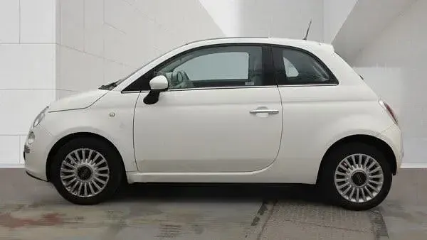 Used Fiat 500 Lounge 69 HP (50 kW) 2013 White Hatchback