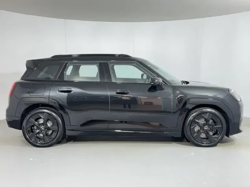 Used Mini Aceman Sport 160 kW (218 HP) 2025 Black SUV