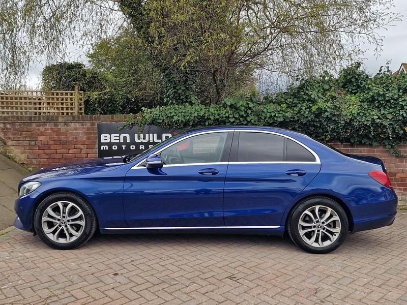 Used Mercedes C200 184 HP (135 kW) 2017 Blue Sedan