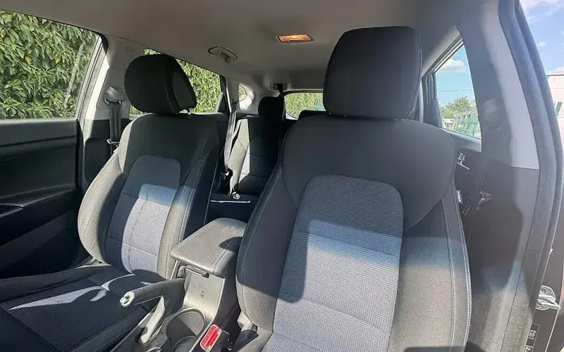 Used Hyundai Tucson SE 136 HP (100 kW) 2018 Grey SUV