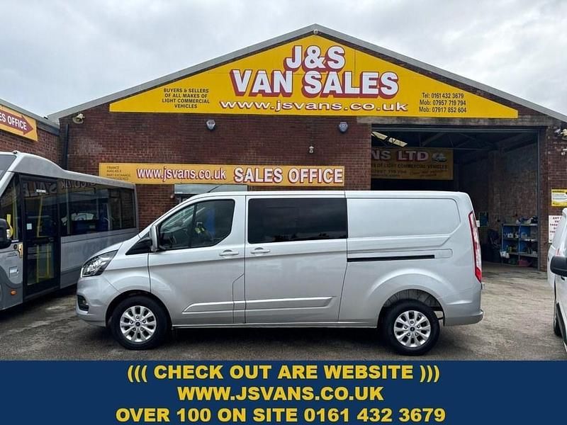 Used Ford Transit Custom Limited 130 HP (95 kW) 2022 Silver Van
