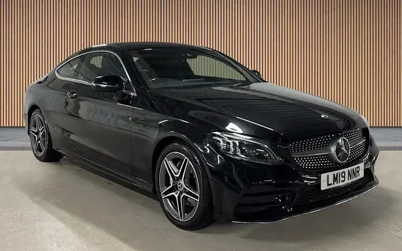 Used Mercedes C200 AMG Line Premium 184 HP (135 kW) 2019 Coupe