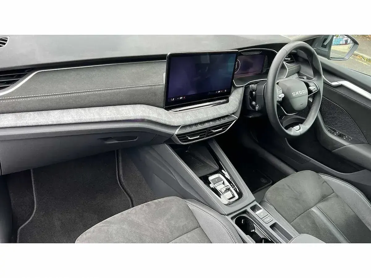 Used Skoda Octavia SE L 150 HP (110 kW) 2025 Grey Estate