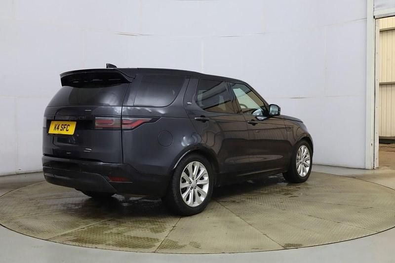 Used Land Rover Discovery 5 HSE Dynamic 300 HP (220 kW) 2023 Grey SUV