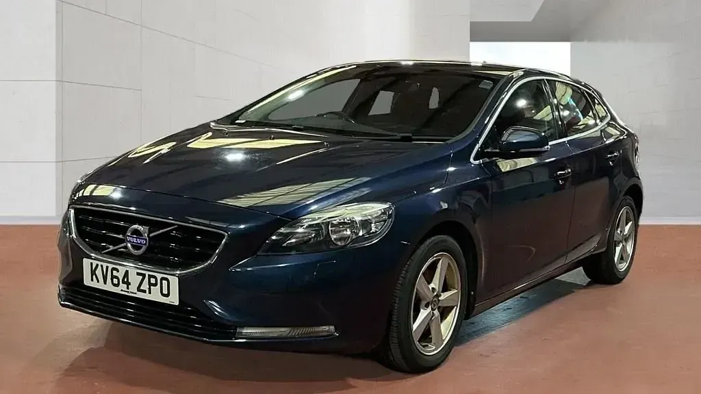 Usado Volvo V40 SE 115 CV (84 kW) 2015 Azul Utilitario