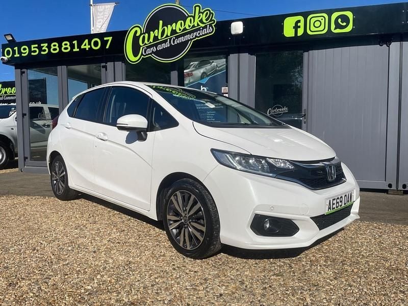 Used Honda Jazz EX 102 HP (75 kW) 2019 White Hatchback