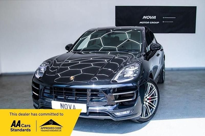 Used 2018 Porsche Macan Turbo Performance Package SUV | £36,999 (Good price) - Image 1/1