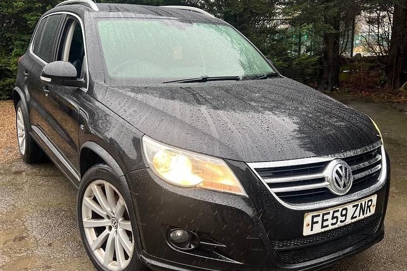 Black Used 2009 VW Tiguan R-line SUV | £2,999 (Expensive) - Image 1/1