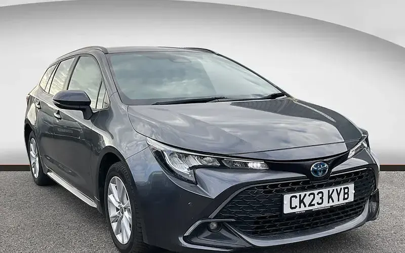 Used Toyota Corolla 140 HP (102 kW) 2026 Estate