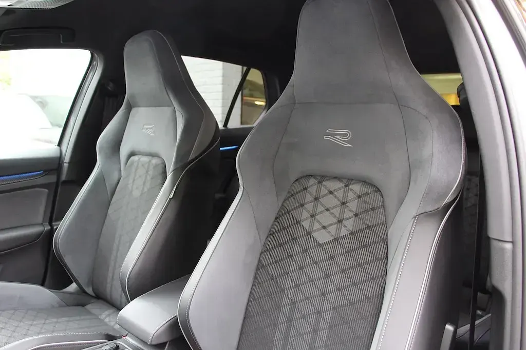 Second-hand VW Golf VIII R-line 2024 Gri Hatchback