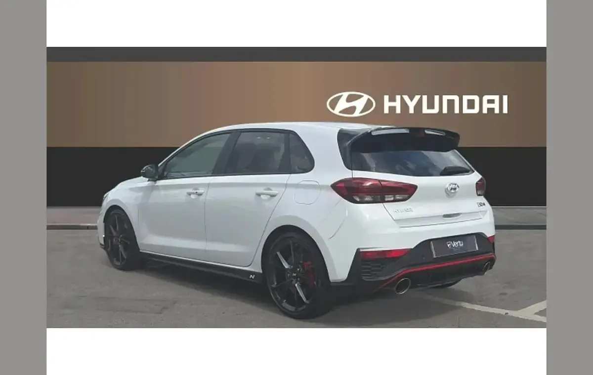 Used Hyundai i30 N Performance 280 HP (205 kW) 2021 White Hatchback