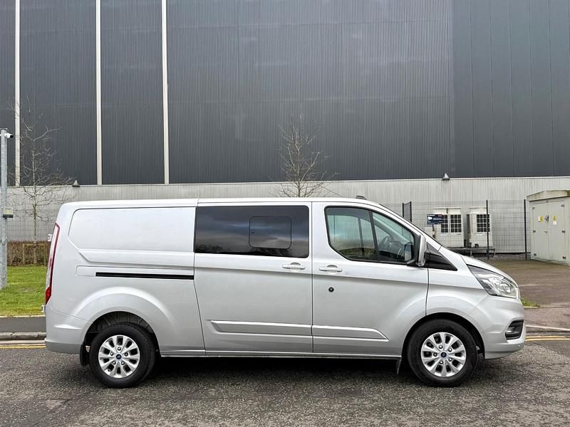 Used Ford Transit Custom Limited 130 HP (95 kW) 2022 Silver