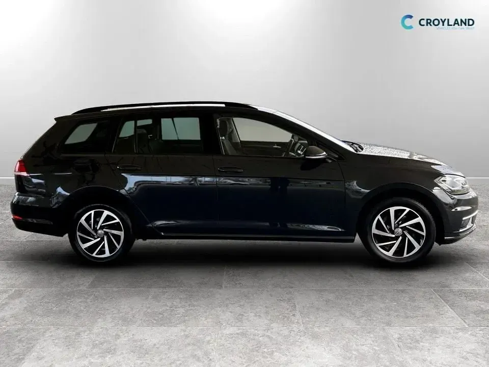 Begagnad VW Golf VII Edition 150 HK (110 kW) 2019 Grå Kombi